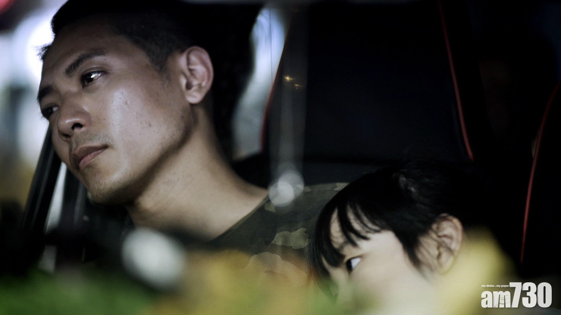 陸駿光在《獅子山下2017:黑哥》演與女兒相依為命的貨車司機,因住工廈劏房被迫遷,獲網民讚演得貼地。