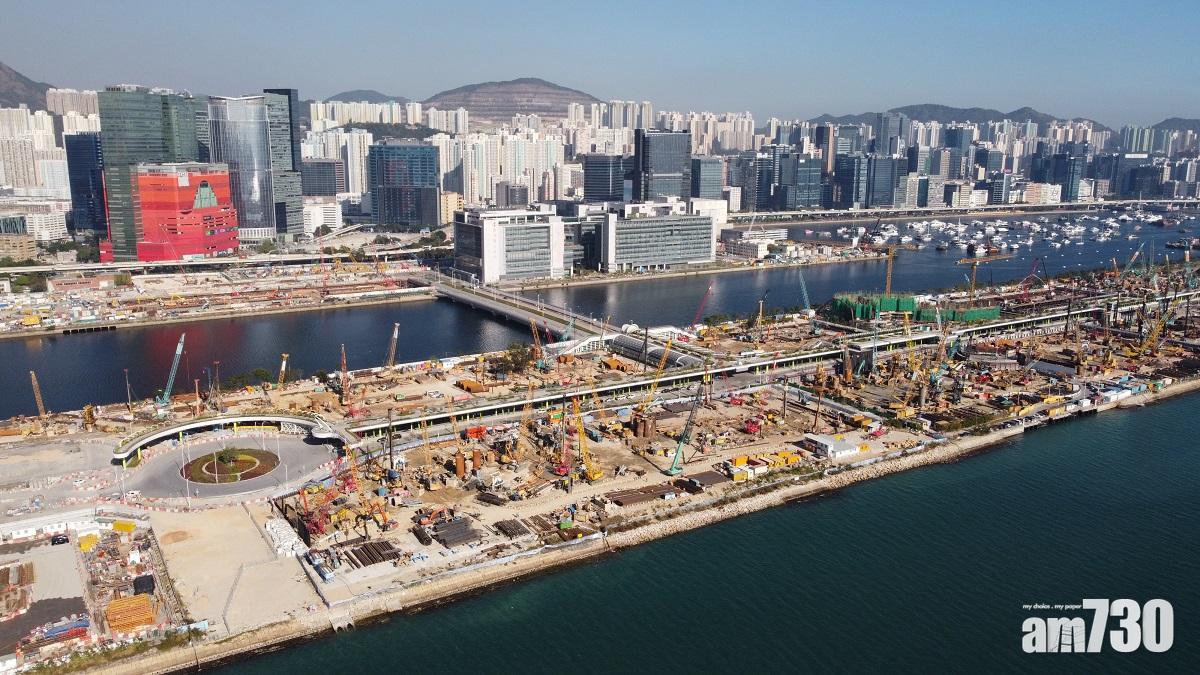 長江實業集團以102.8億元奪啟德跑道區最後一幅住宅地。(陳奕釗攝)