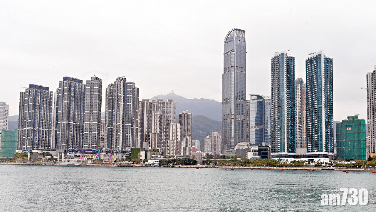 港人自置居所比率低於富裕地區。