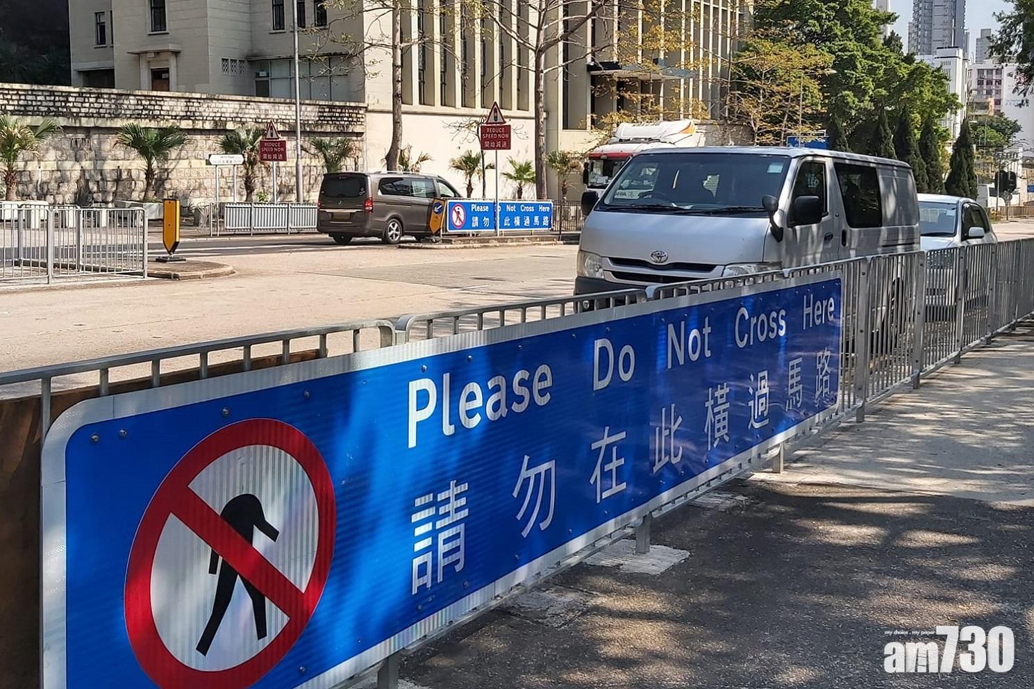 路牌上的「無頭人仔」,未知能否帶來阻嚇力?(FB網民黄日日)