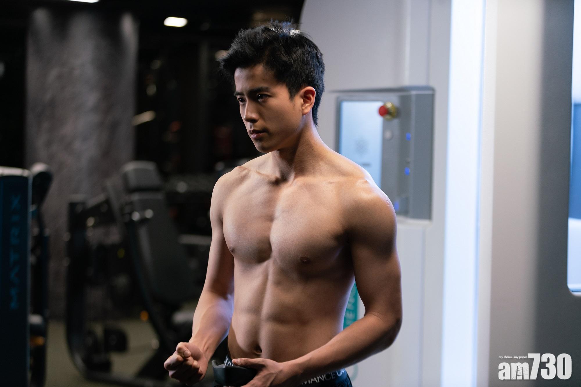 曾演出《出貓特攻隊》的泰國男神查朗桑提納托古,在戲裡演泰國華僑拳王,特地為電影學廣東話。(劇照)