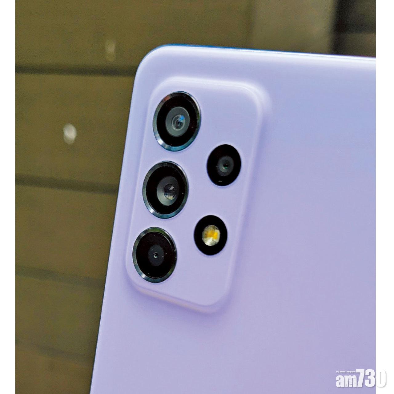 鏡頭背蓋一體化設計,流線又簡約,其中炫目紫最靚色。