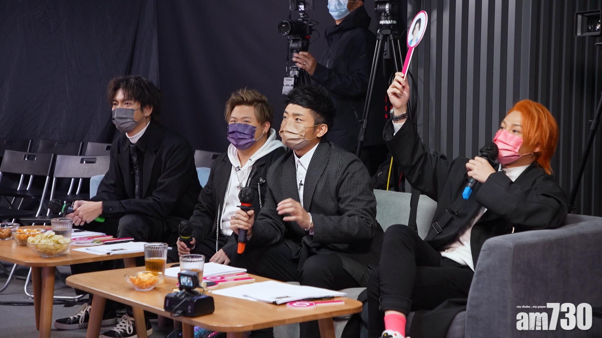 4位隊長透過佳麗的自選表演挑選共5名學員。