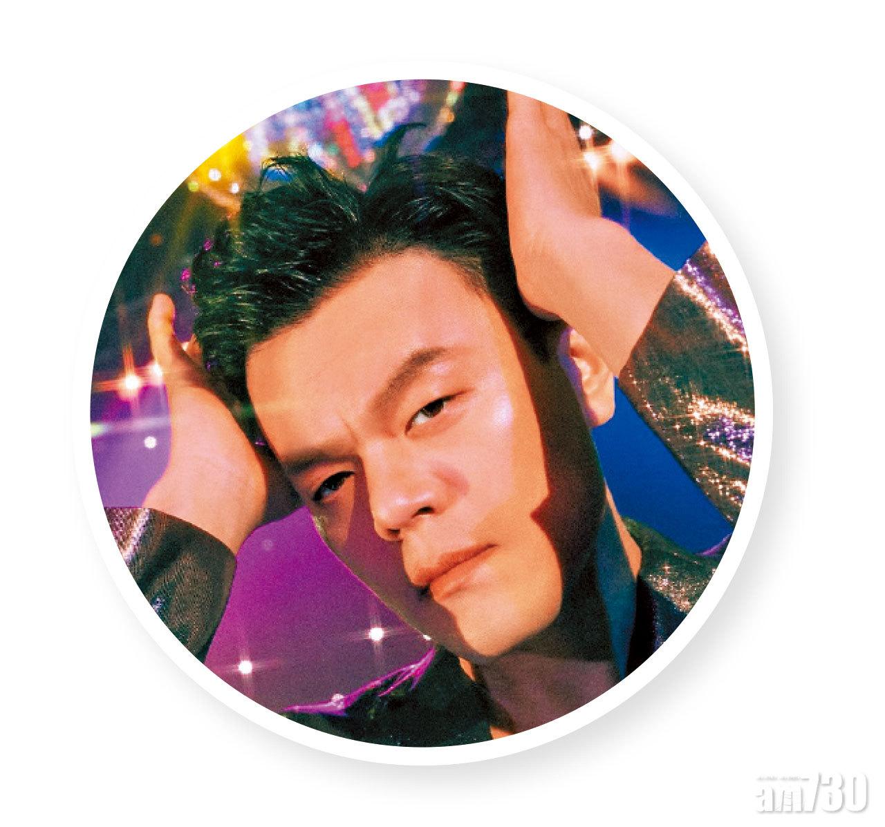 NiziU未能洗脫日本偶像團體的娘味,朴軫永品味被質疑。