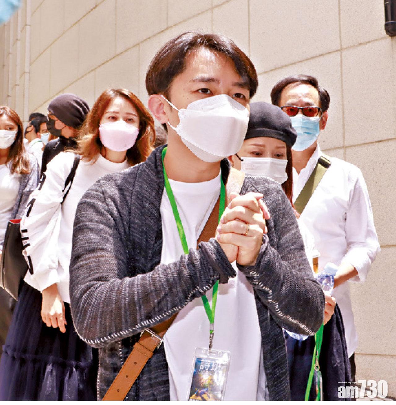 王祖藍、蔣志光等組成詩歌班。