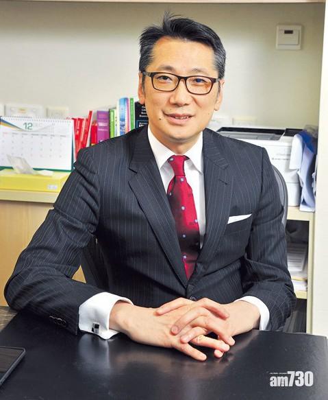 何醫生建議,接種疫苗後應至少休息兩星期,在一個月內盡量避免進行劇烈運動,以減低出現身體不適的機會。