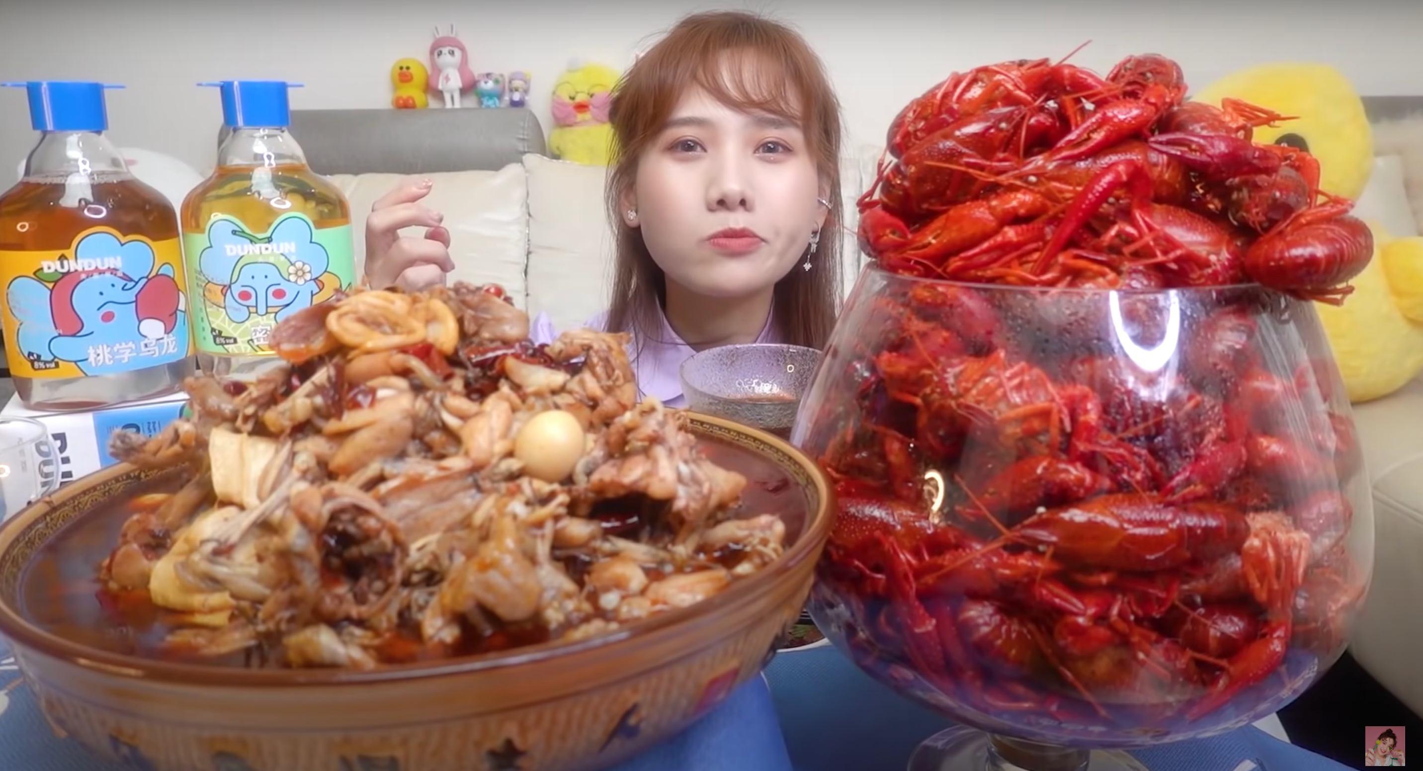 大胃王吃播是內地重點打擊對象。(互聯網)