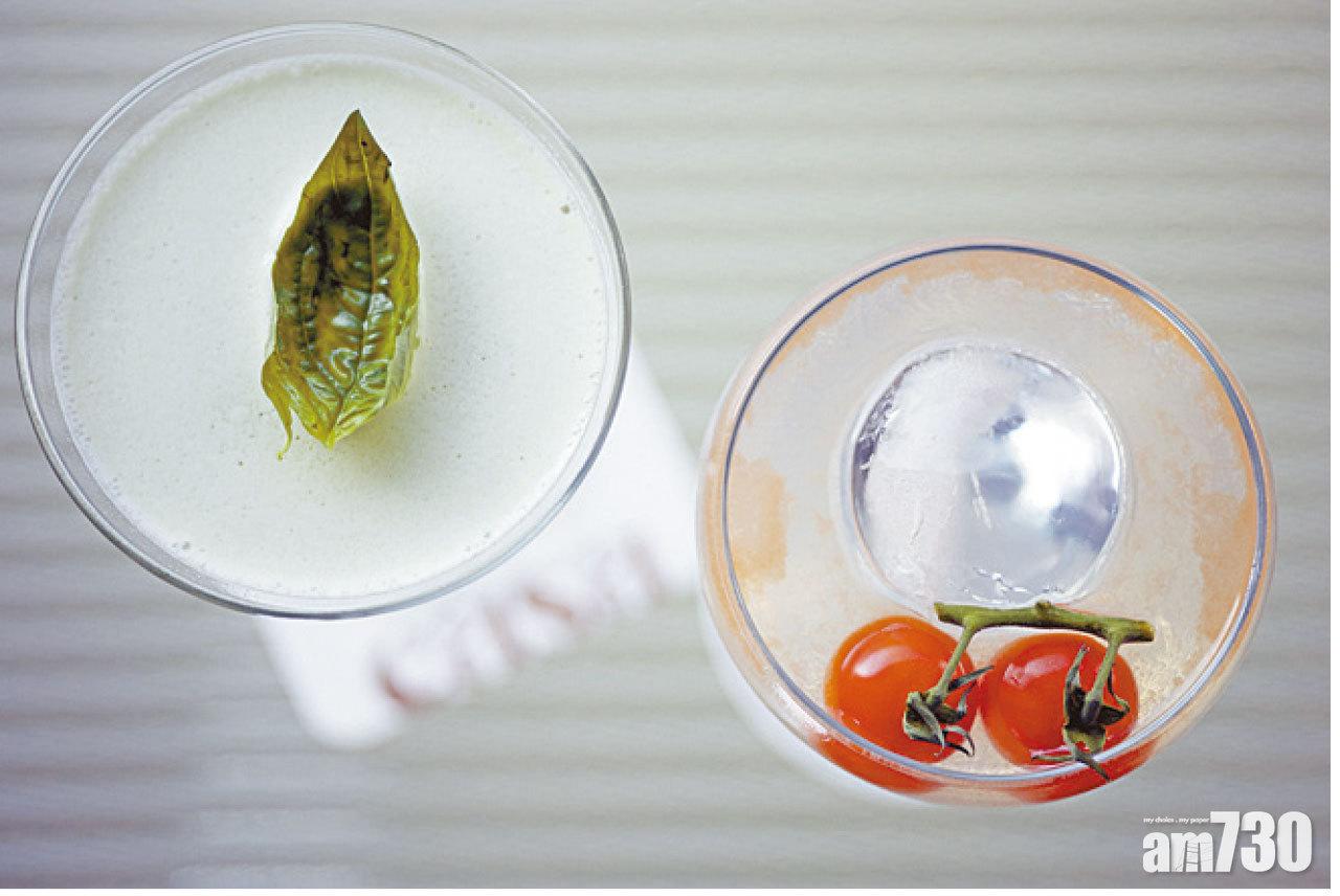 3-8pm的happy hour,各式酒類$40起。Green Mile(左),以氈酒、洋甘菊糖漿、菠蘿汁及羅勒調製;Bloody Mary Martini(右)混合龍舌蘭酒、香橙利口酒、番茄及紅辣椒汁。$88