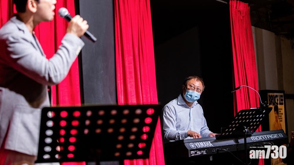 兩人首次合作演出,都坦言能在皇都戲院商場內表演十分難忘,期望2026年新世界完成保育後,皇都戲院能重現昔日光芒。