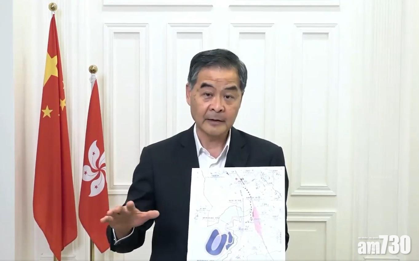 梁振英指,自己上次提出用大欖郊野公園邊陲地建屋後,社會上反應相當好。(梁振英fb影片截圖)