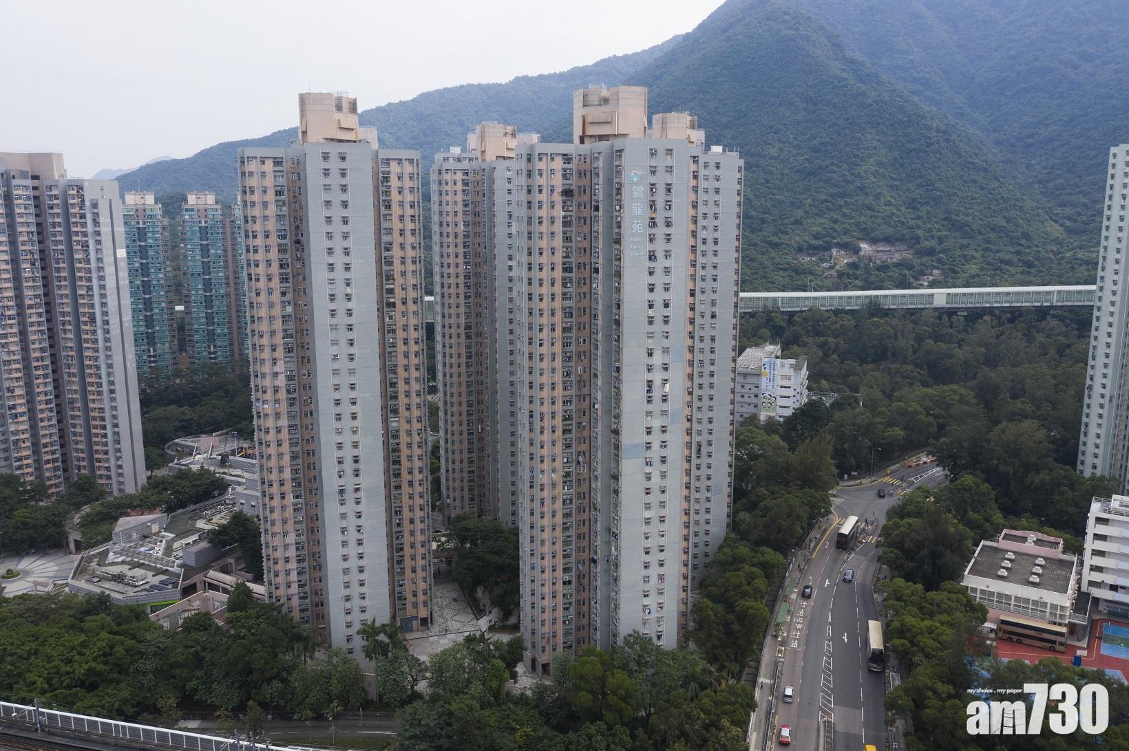錦龍苑三房成交實用平均呎價約8,123元。(陳奕釗攝)