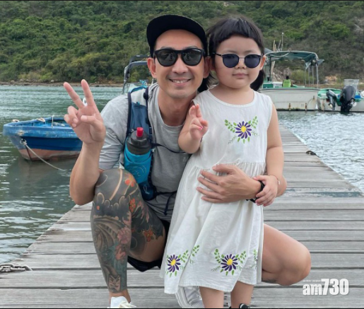 李燦森與女兒Lucy合照。