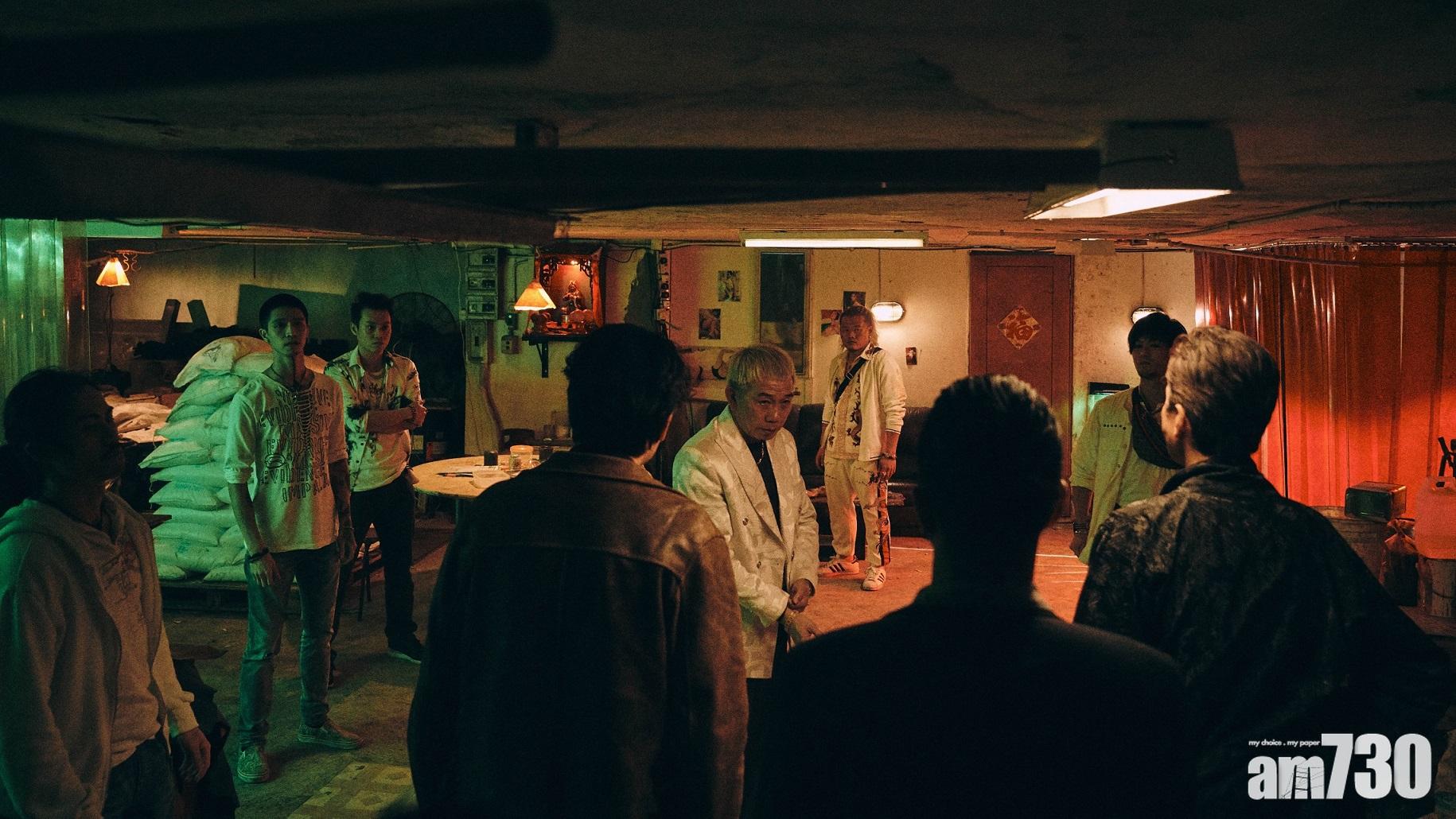 尾場七分鐘長鏡頭的撕殺戲,在早已「退役」的瑞興皮廠拍攝。(劇照)