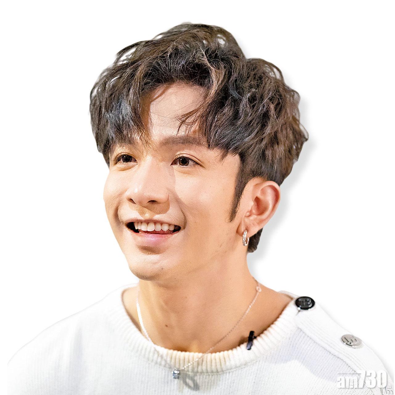 剛度過26歲生日的教主感激「神徒」為他舉辦慶生活動。(蘇文傑攝)