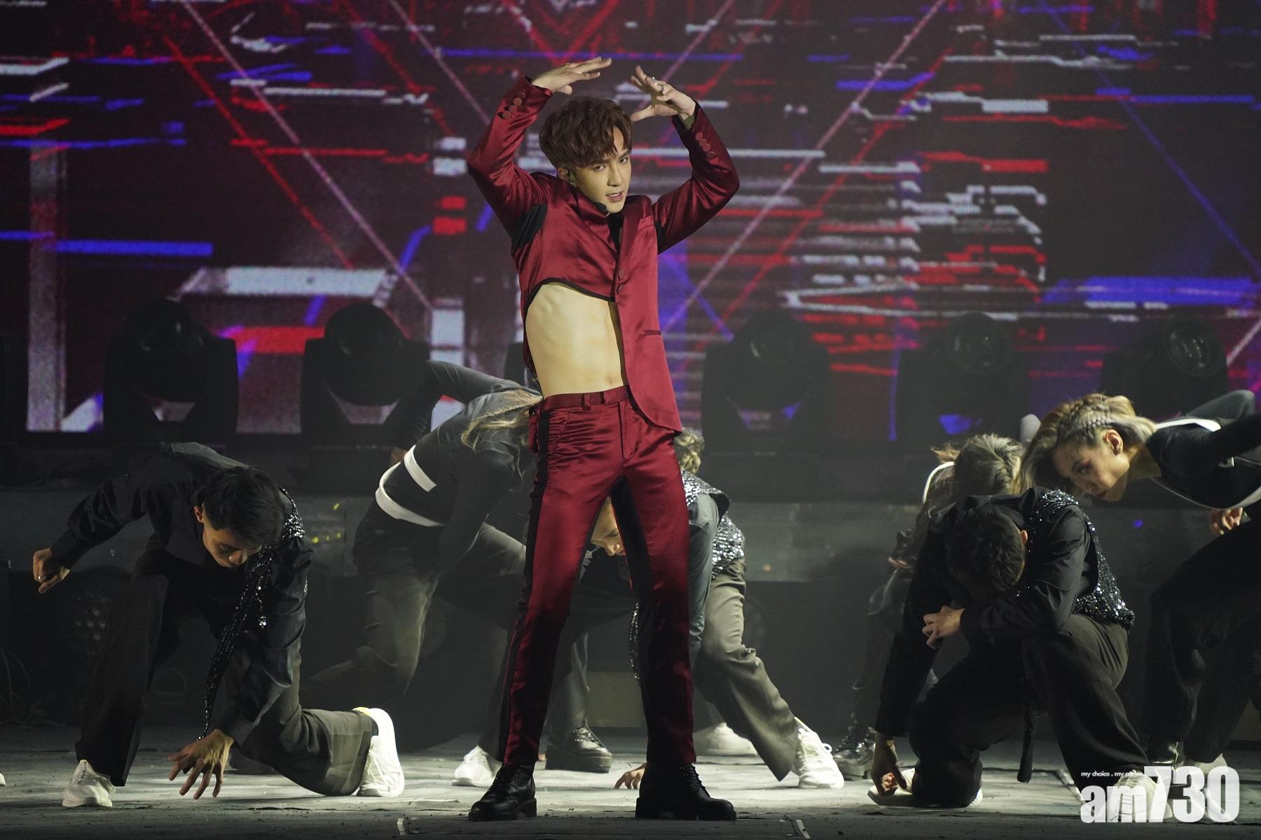 Anson Lo在舞台表演的魅力與舞技,俘虜不少神徒。