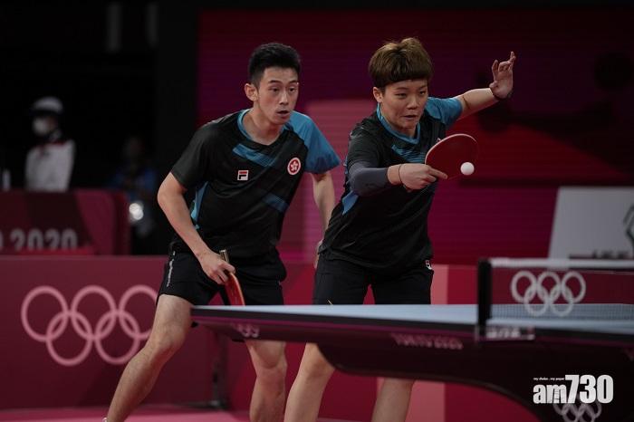 黃鎮廷與杜凱琹在混雙16強淘汰匈牙利組合晉級。(美聯社)