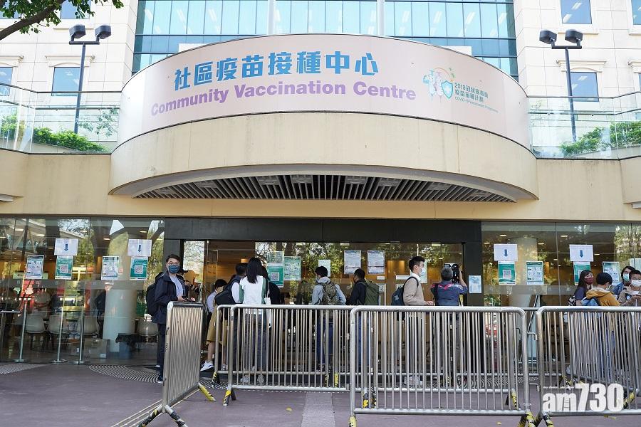 新冠疫苗|70歲或以上長者「即日籌」周四可領 每間200個名額 (資料圖片)