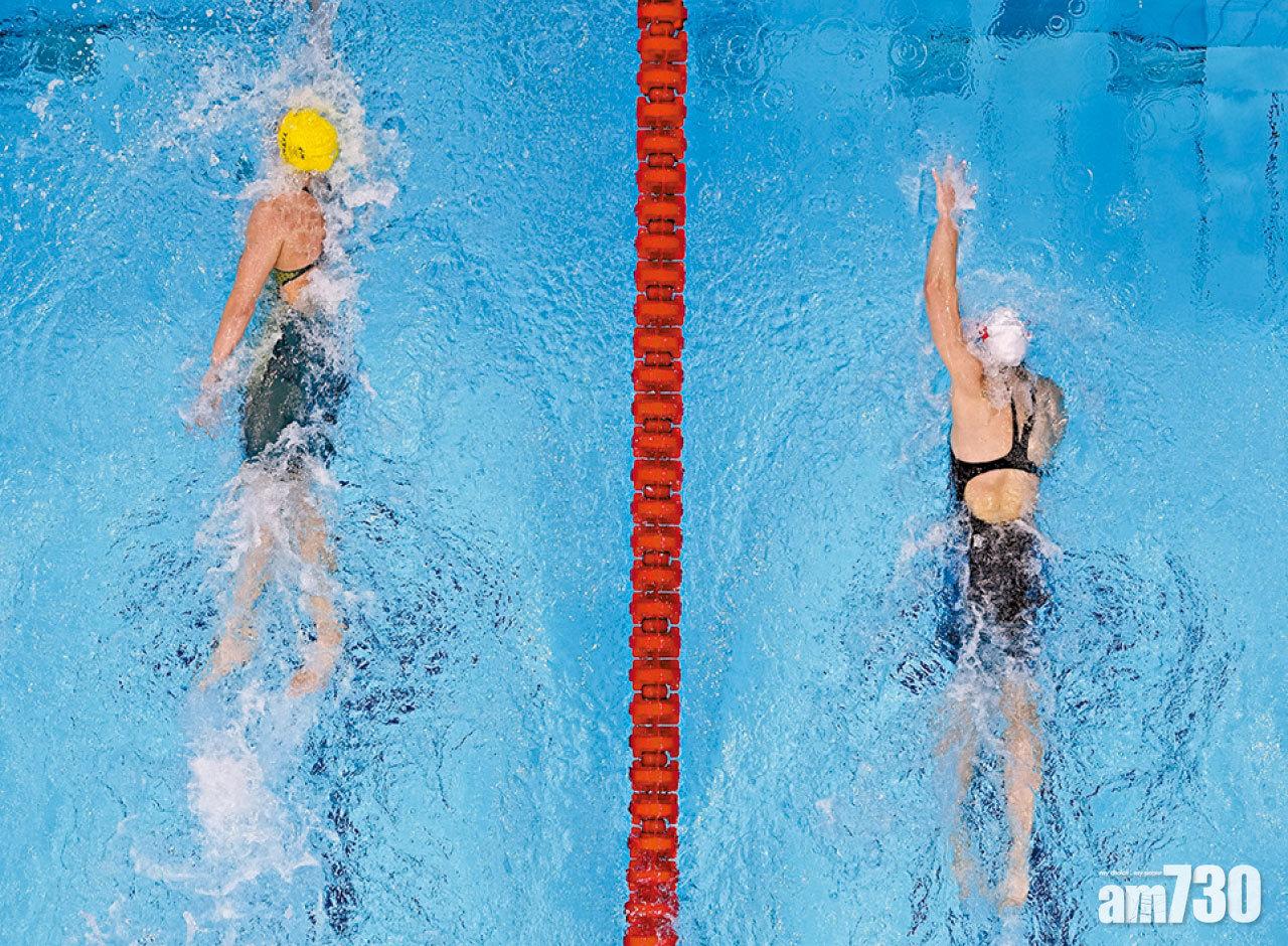 何詩蓓(右)僅負迪瑪絲。