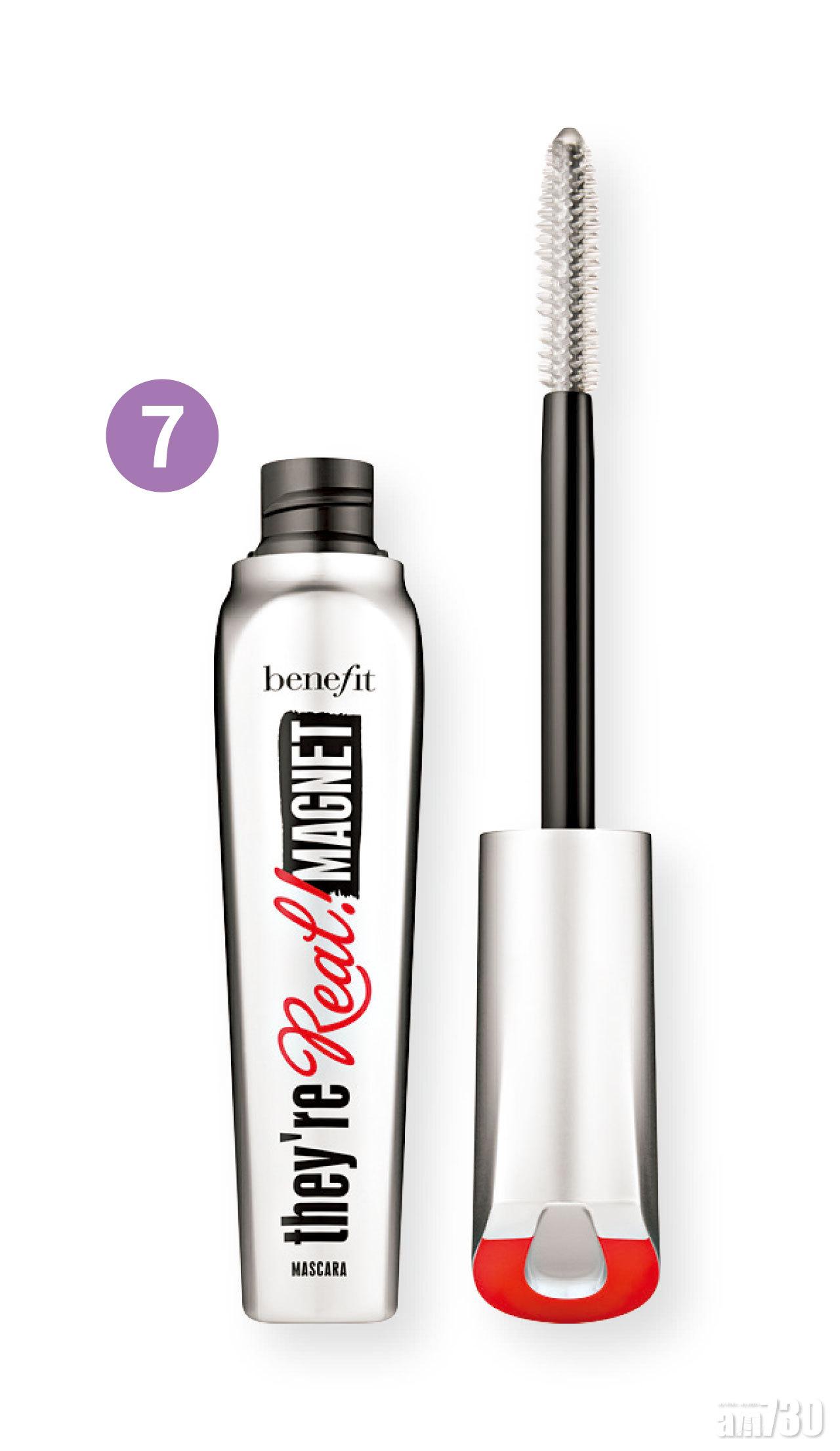 7. 濃黑色磁力睫毛液 $240 (a)
一支擁有磁力的睫毛液,配方添加了具美睫效果的礦物質及維他命原B5,妝效持久不易倒塌,並防水及防暈染,就算多塗幾層亦不會有厚重感,效果纖長自然。