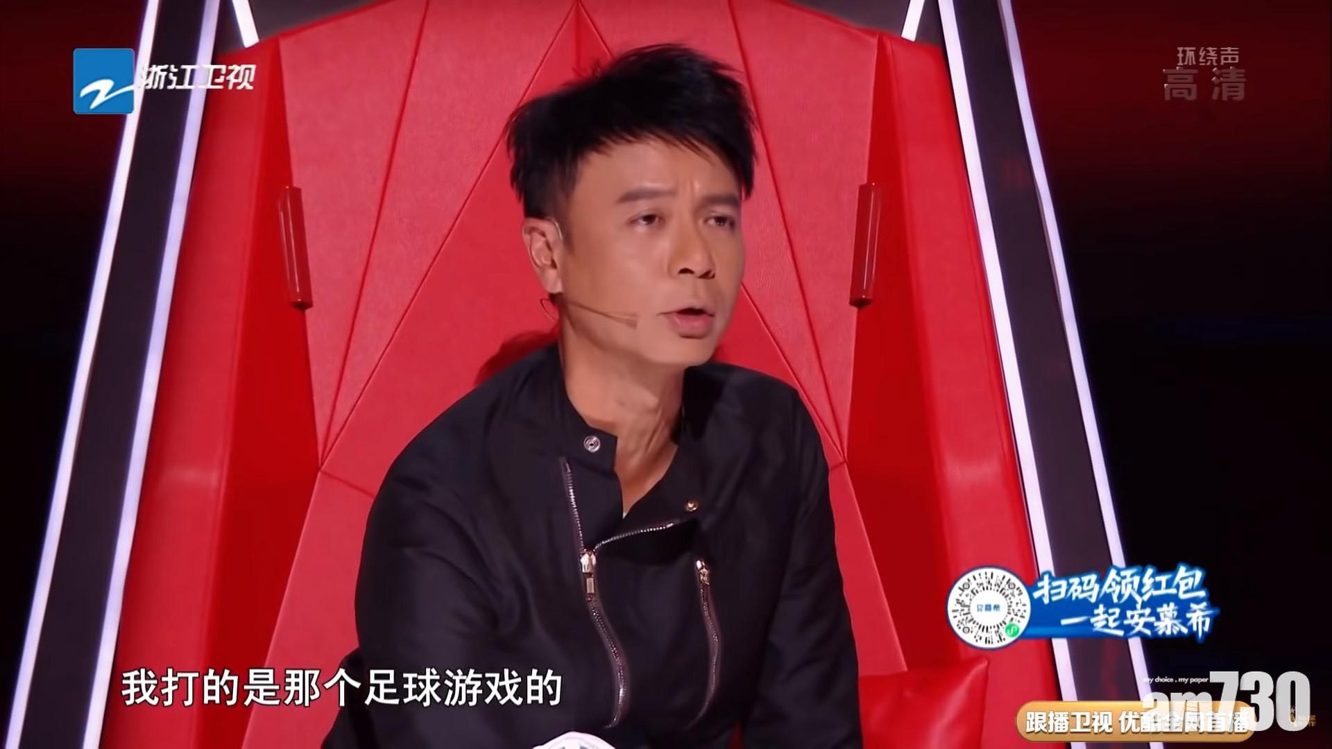 克勤借助自己的專業知識和幽默風趣搶人。