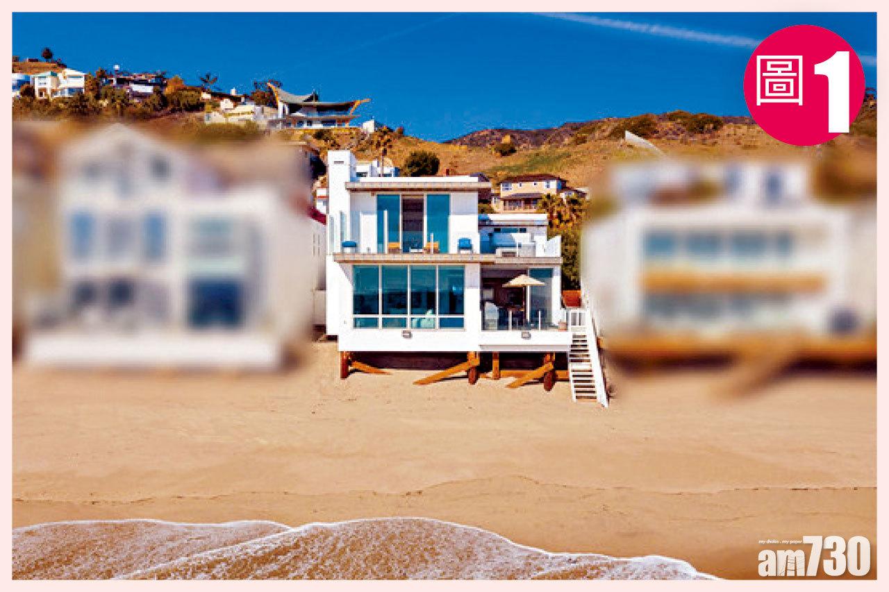 (圖1, 2)坐落於La Costa Beach的度假別墅,遠離繁囂都市,風景優美,跟海浪僅幾步之距。