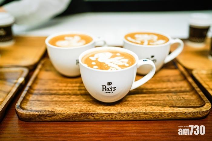 亞洲最大間「Peet's Coffee」在北京環球城市大道亮相。(互聯網)