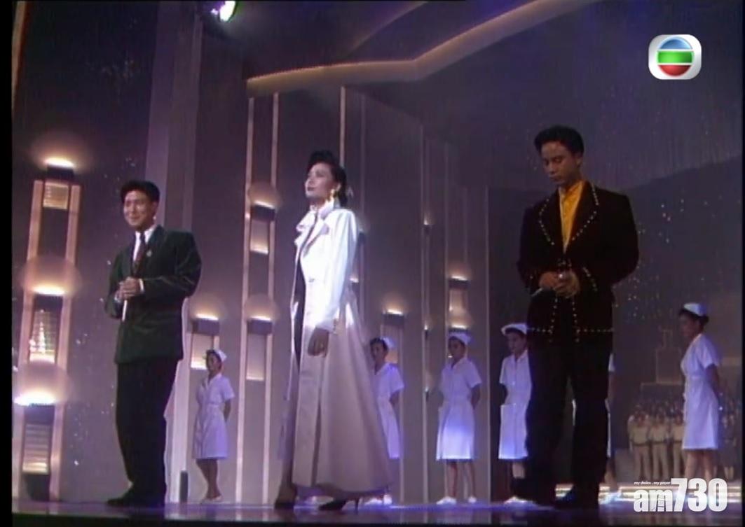 90年是學友首次擔任港姐演出嘉賓,與鄺美雲(中)、李克勤一齊演出。