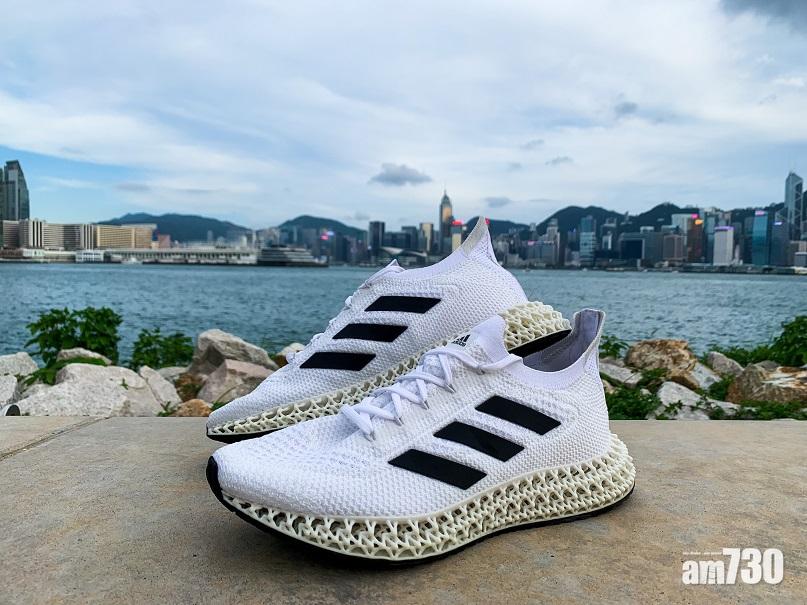 以一對sport lifestyle的跑鞋來說,4DFWD的表現予人驚喜。