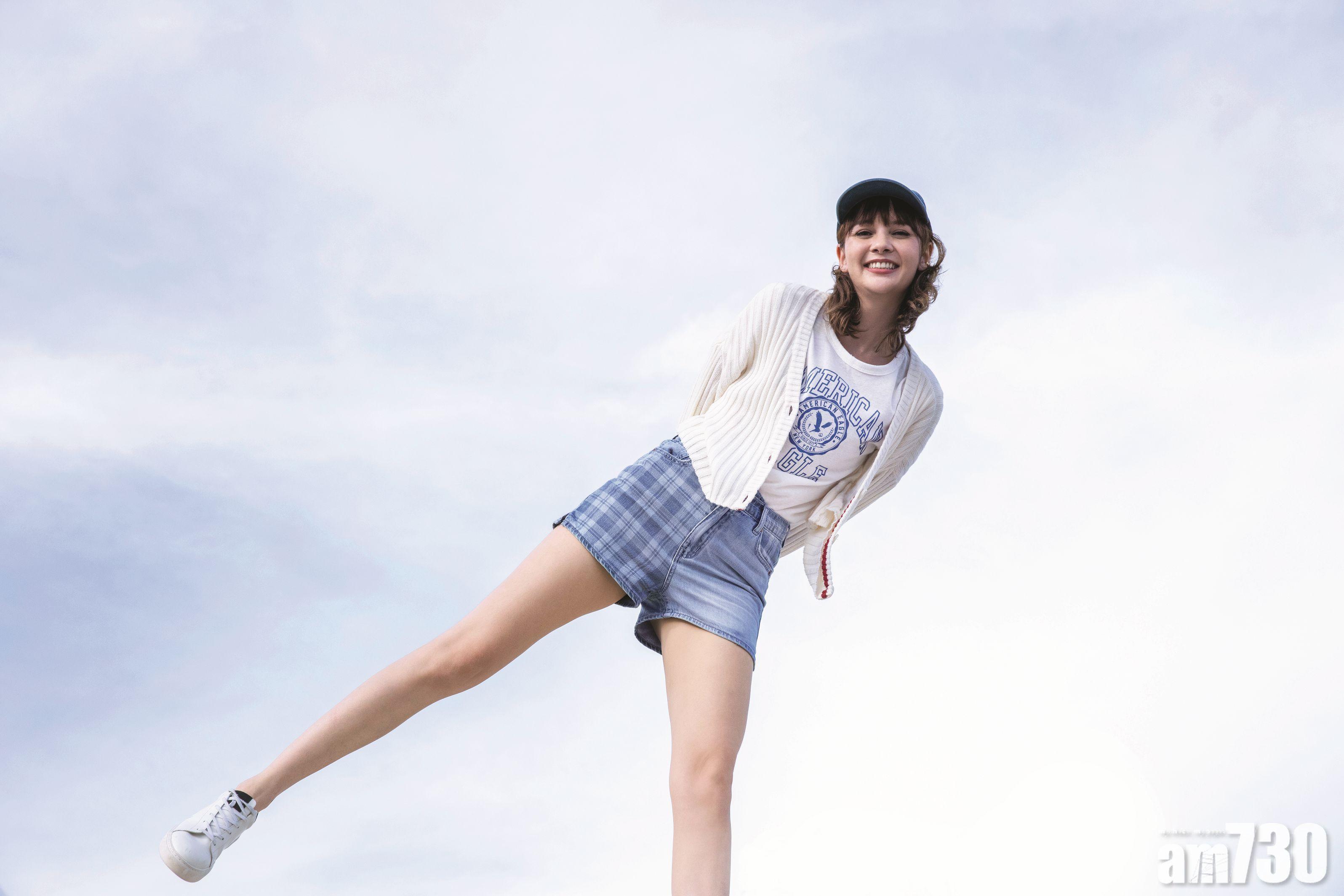 最近人氣急升的Asha都有份拍MV。