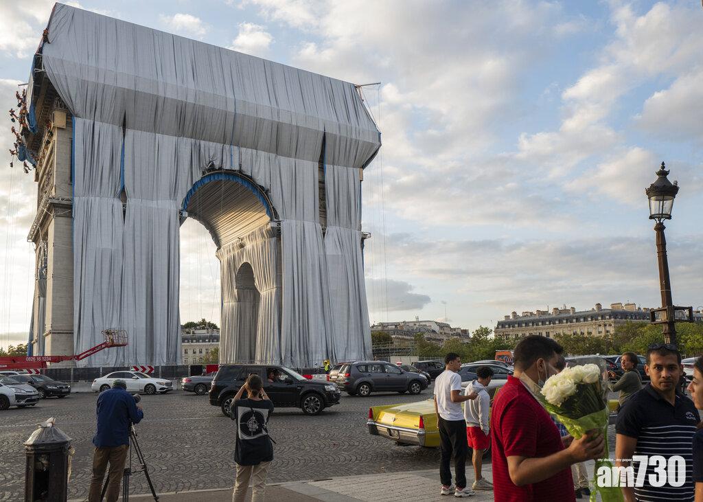 凱旋門有另一番格調。(美聯社)