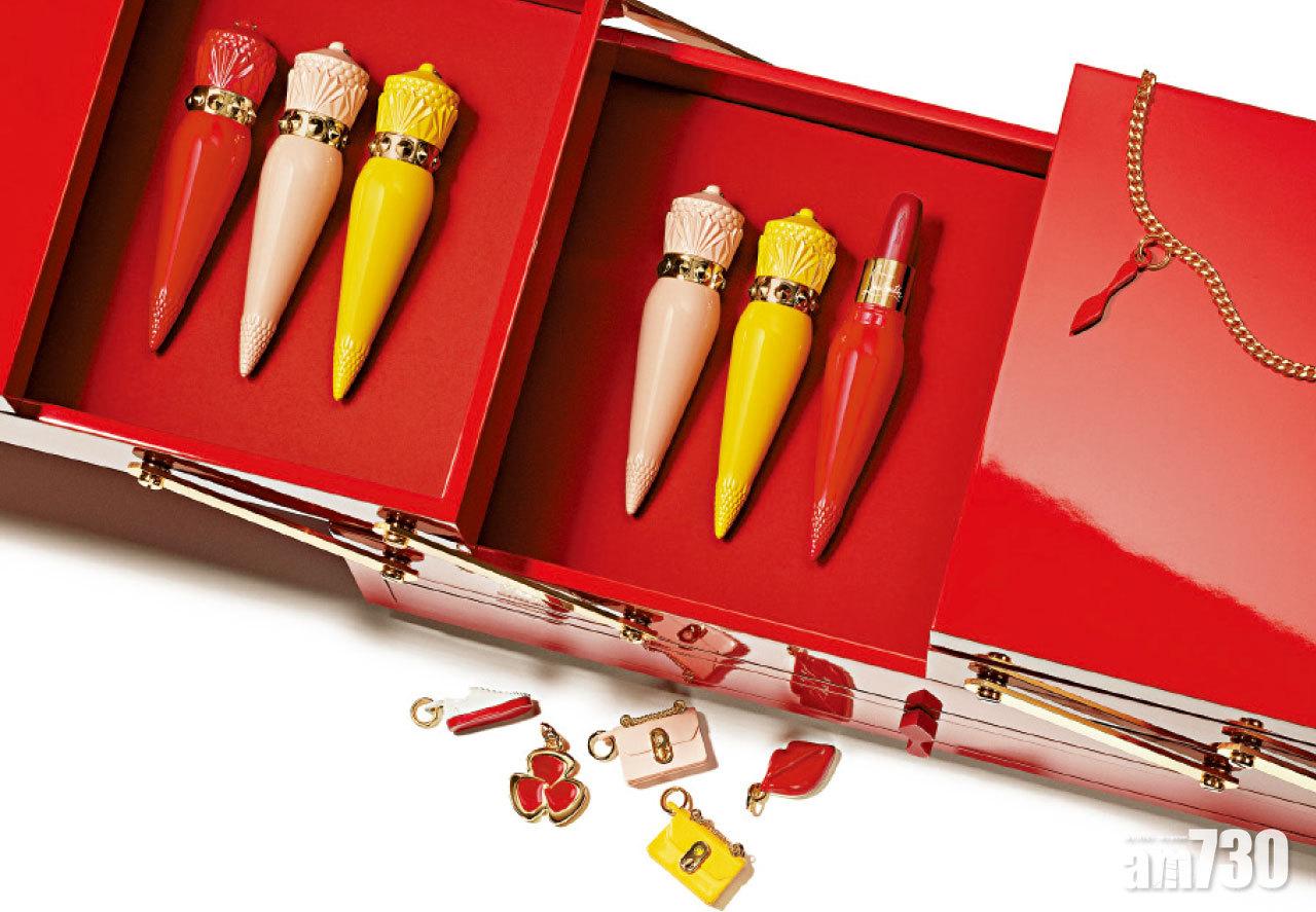 Christian Louboutin Beauty SOOOOO …Glow唇膏系列 唇膏$425、唇膏外殼$475、時尚吊飾$190