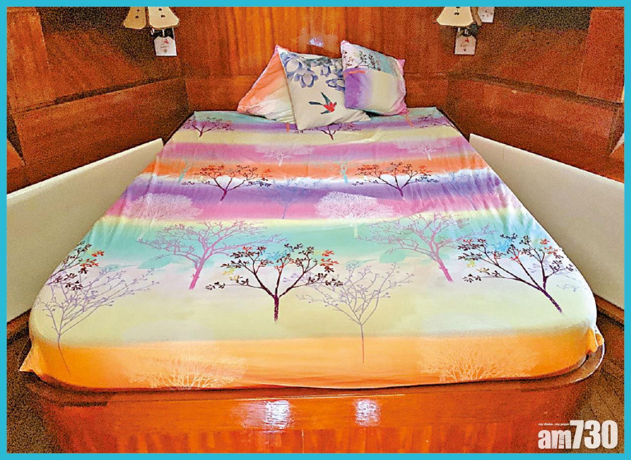 遊艇主人房可供過夜。