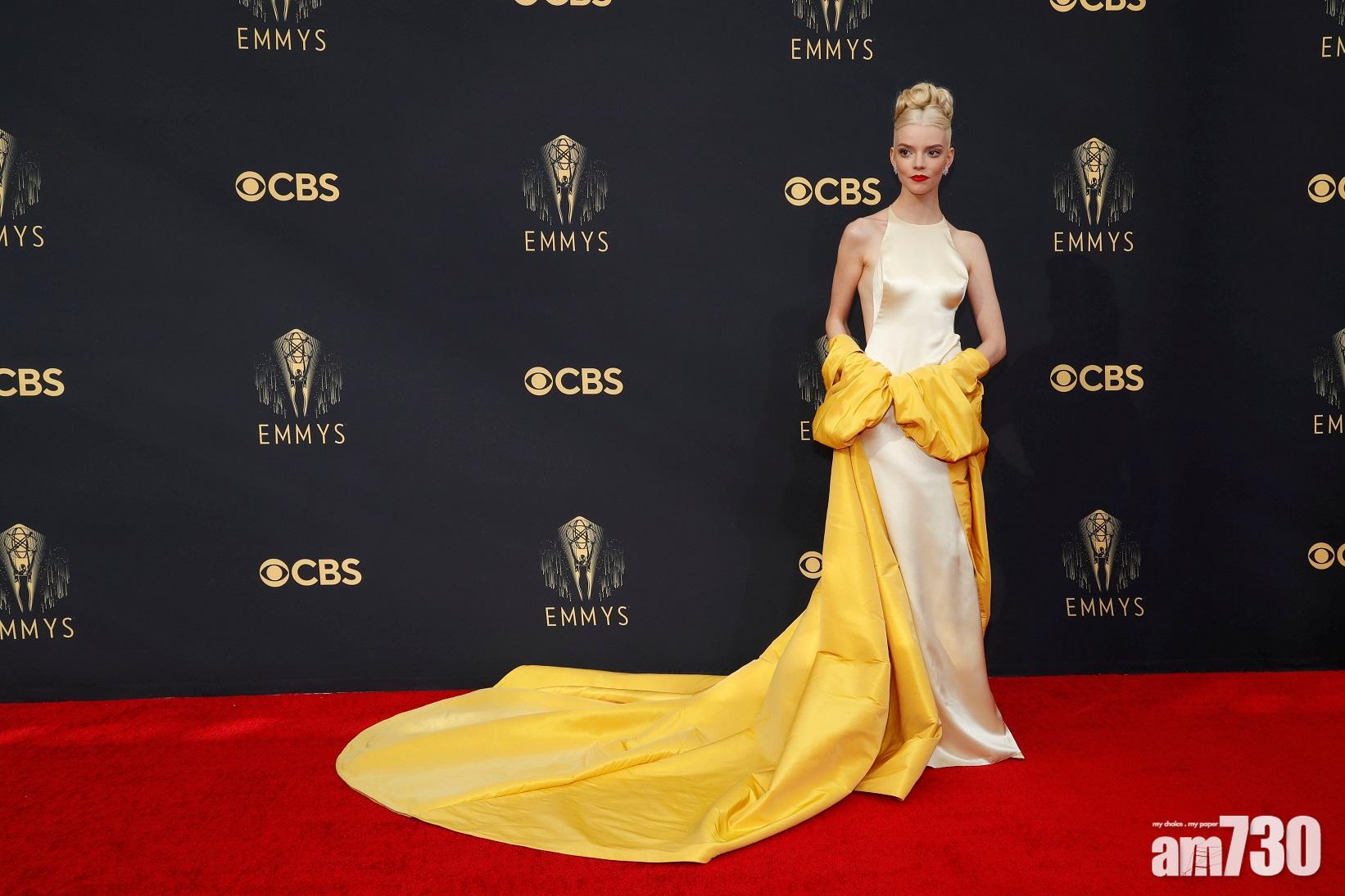 Anya Taylor-Joy性感現身,惜不敵琦溫斯莉失視后獎。