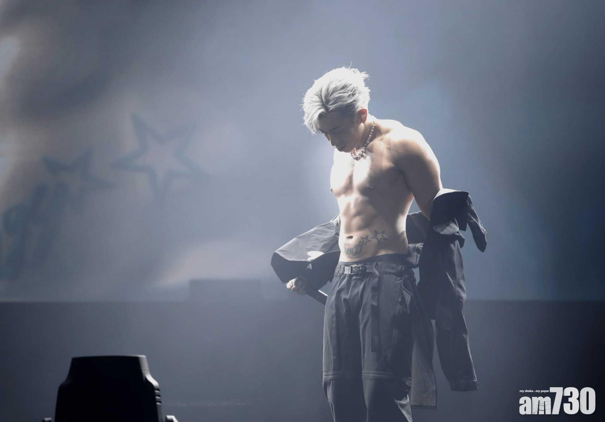 現場觀眾不停尖叫。(林俊源攝)