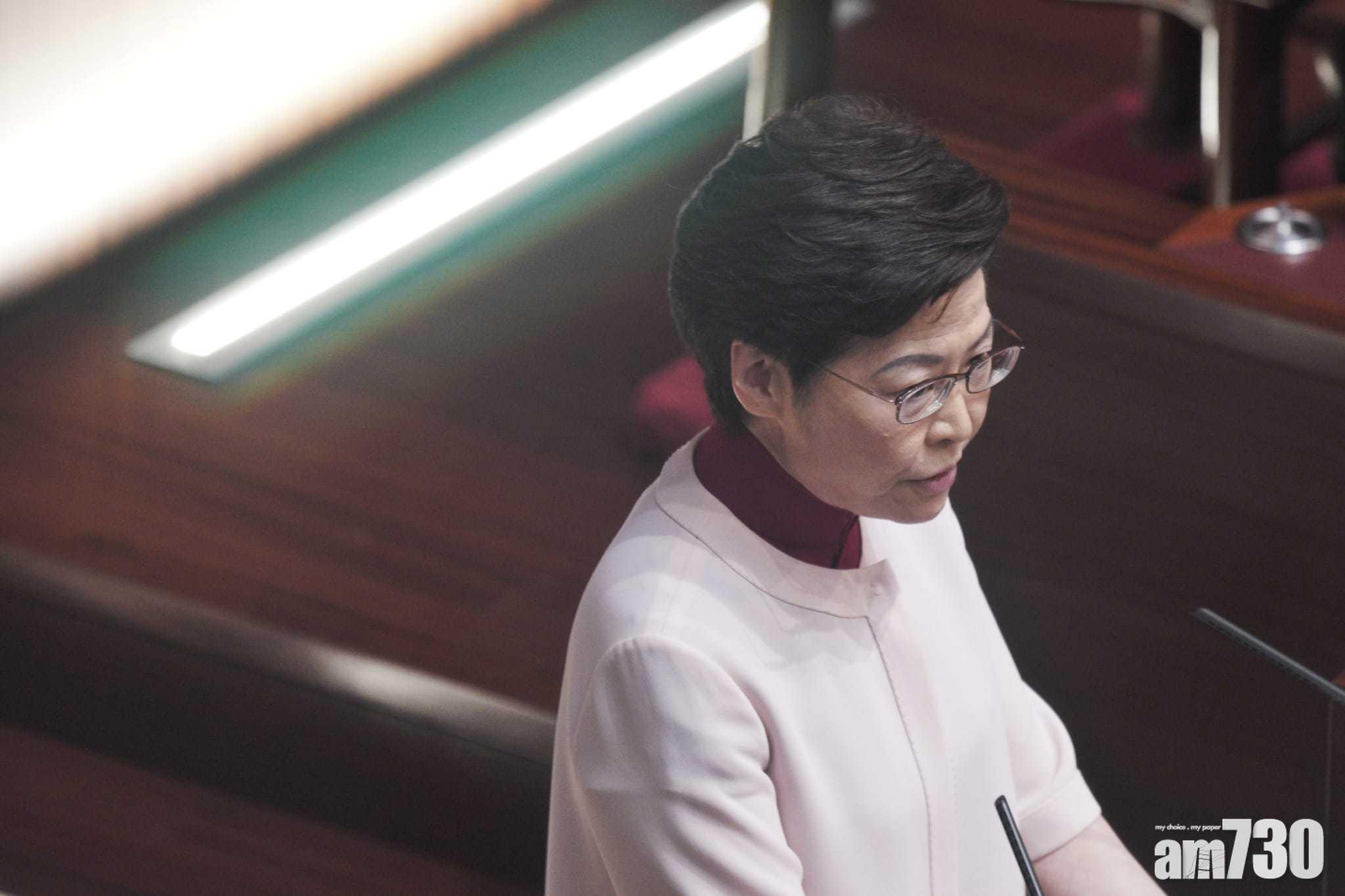 林鄭月娥指,會重組政府決策局,以切合施政重點和社會期望,當中會增設文化體育局以及分拆運輸及房屋局。(莊振邦攝)
