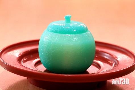 蜜瓜味雪葩 ($12)。