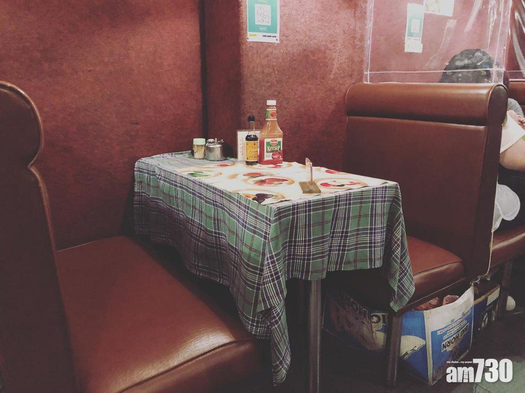 店內裝修多年不變。網絡來源:instagram:2bitter_n_sweet2