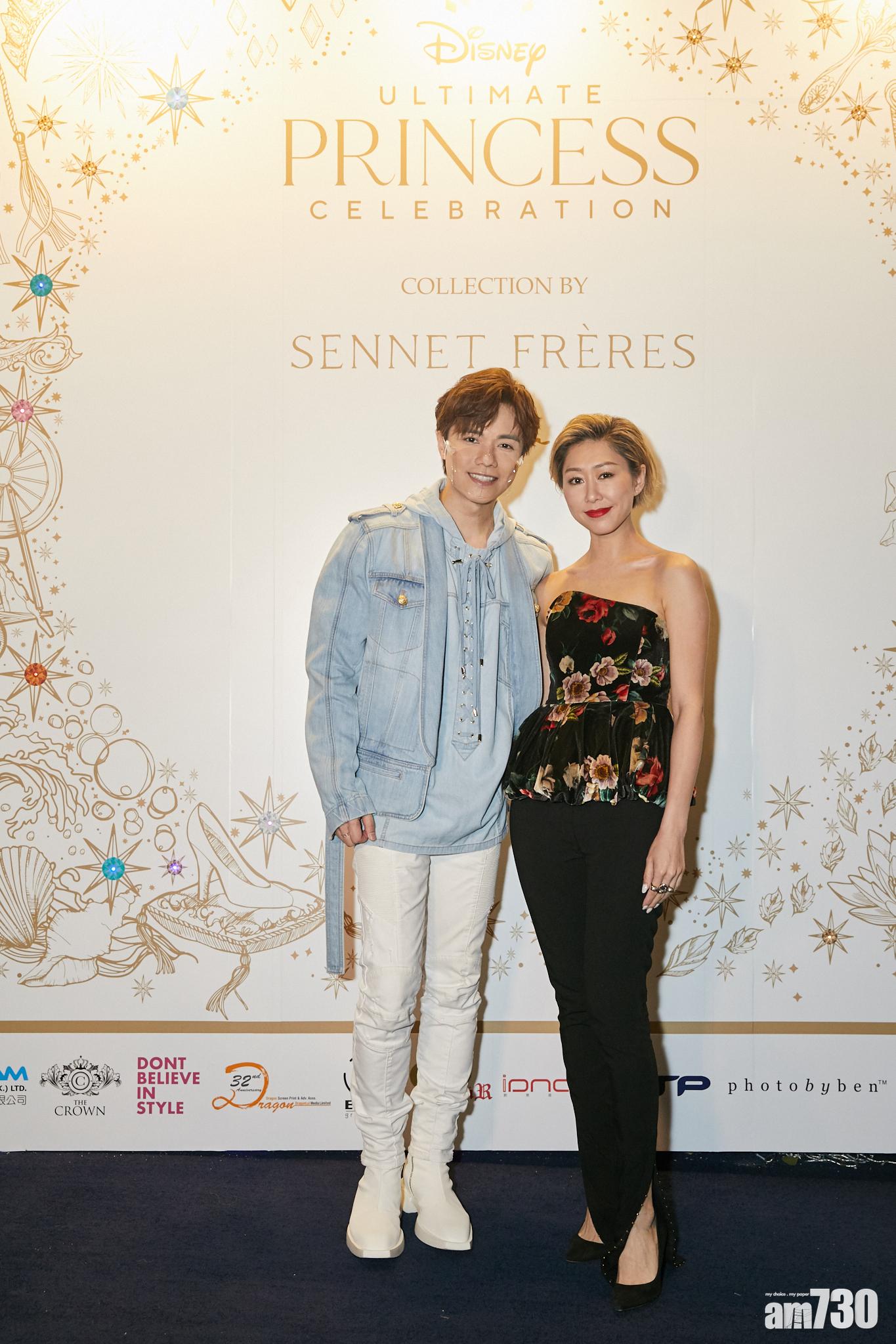 張敬軒為品牌擔任顧問,昨日與胡定欣一齊入場睇時裝展。