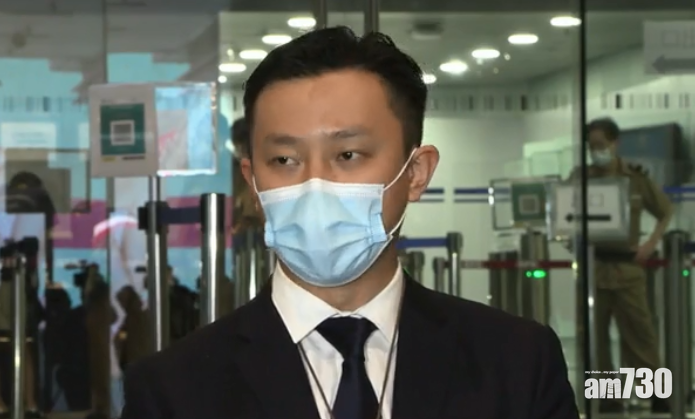 灣仔警區重案組第一隊主管黃長俊。(直播截圖)