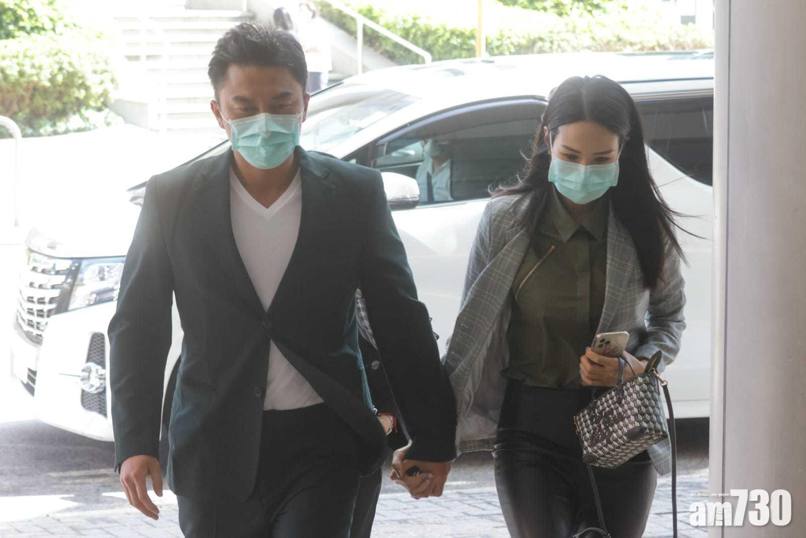 楊明神情凝重。(蘇文傑攝)