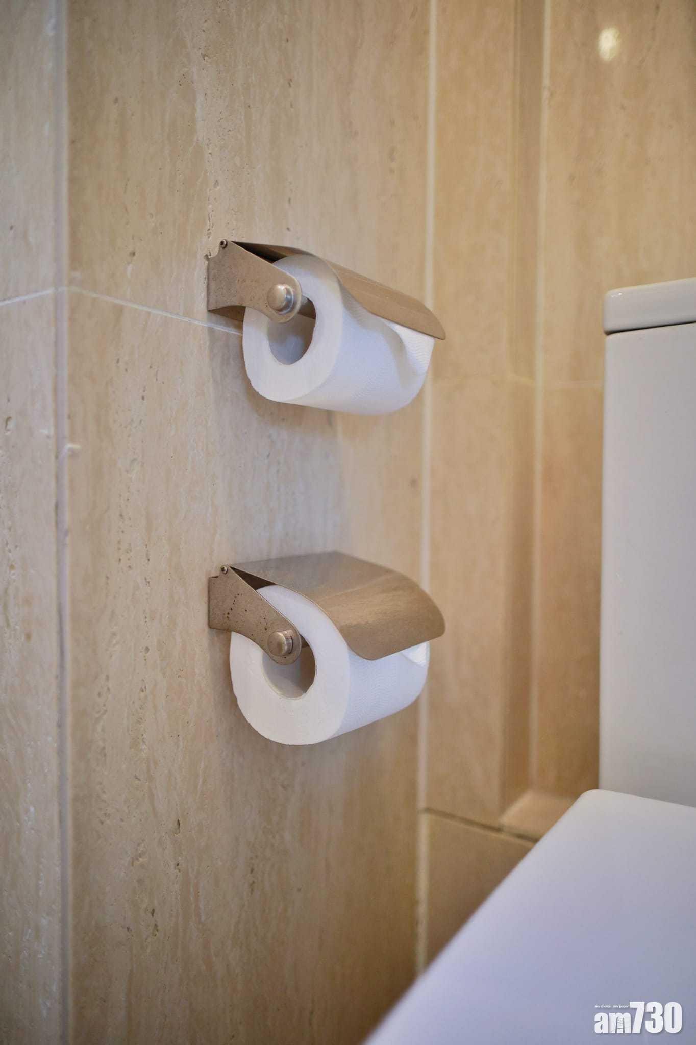 「德薈」每間房有獨立廁所。(莊振邦攝)