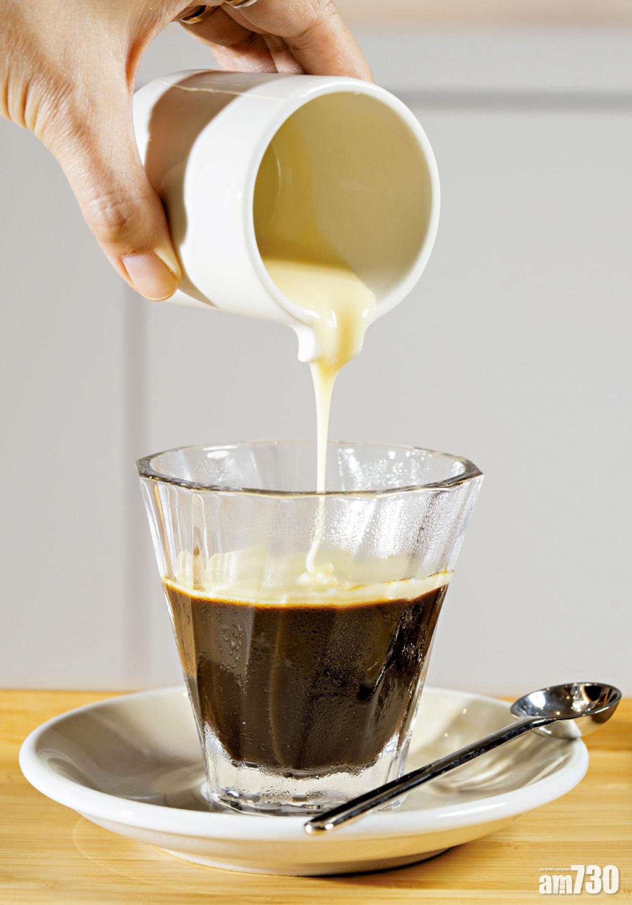 自家製Espresso咖啡果凍,以Espresso咖啡渣多次沖泡製造,享用時上淋上煉奶,向港式茶餐廳的啡走致敬之餘,亦貫徹零浪費及可持續餐飲的概念。$40