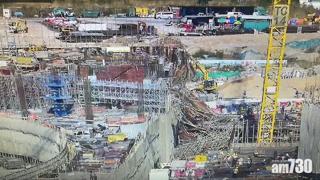 啟德體育園地盤巨型棚架倒塌。(建築業揸機手足FB)