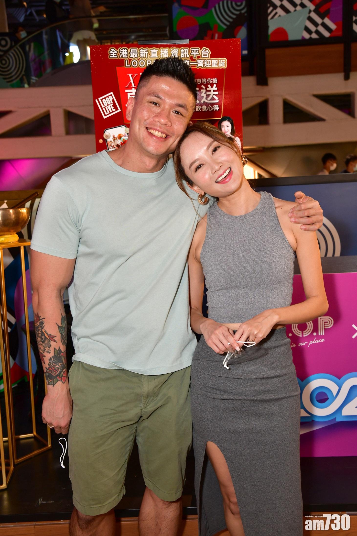 李綺雯與未婚夫做直播亦好有默契。