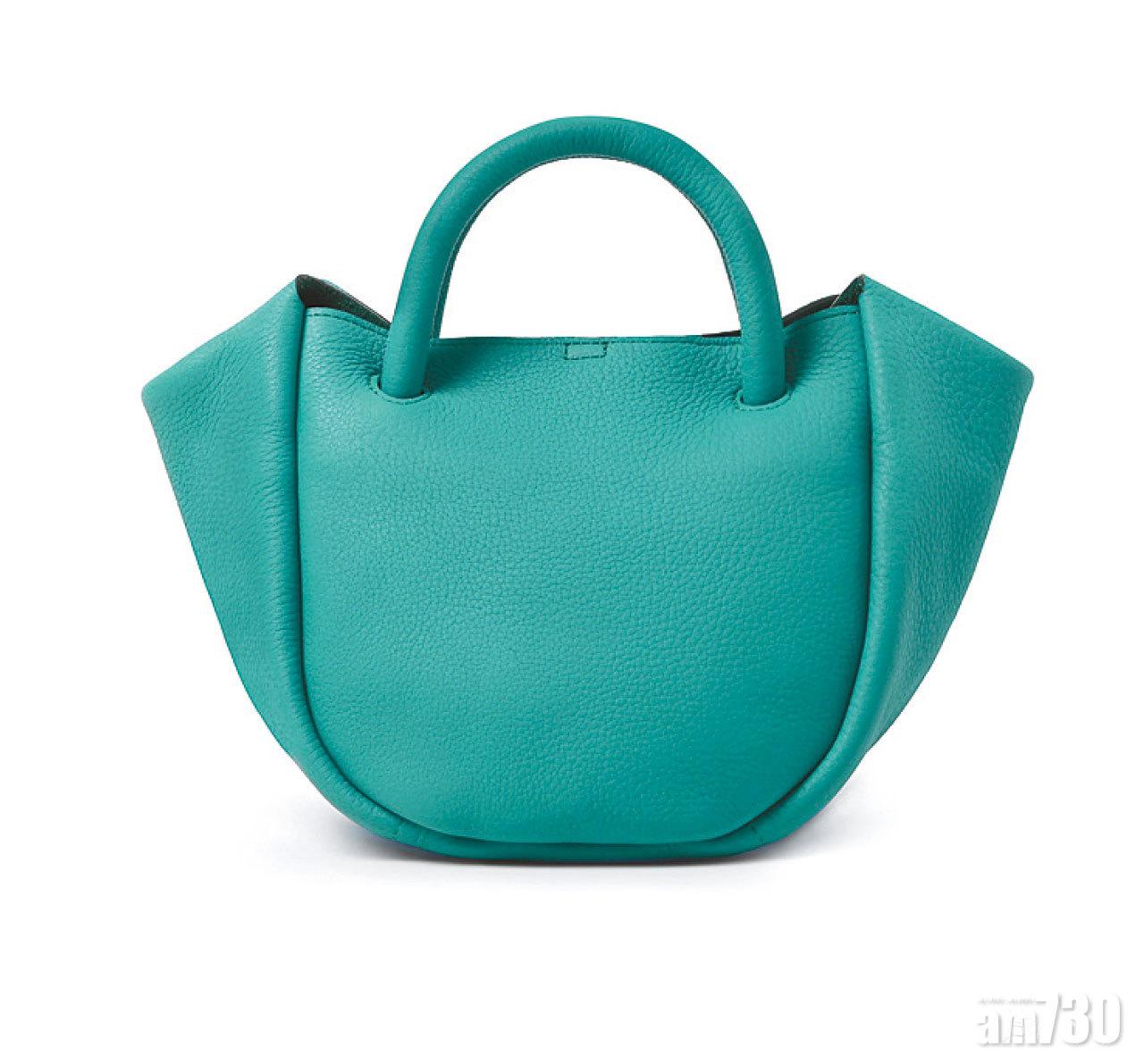 湖水綠色餃子形兩用皮革小手袋 $2,480 (a)