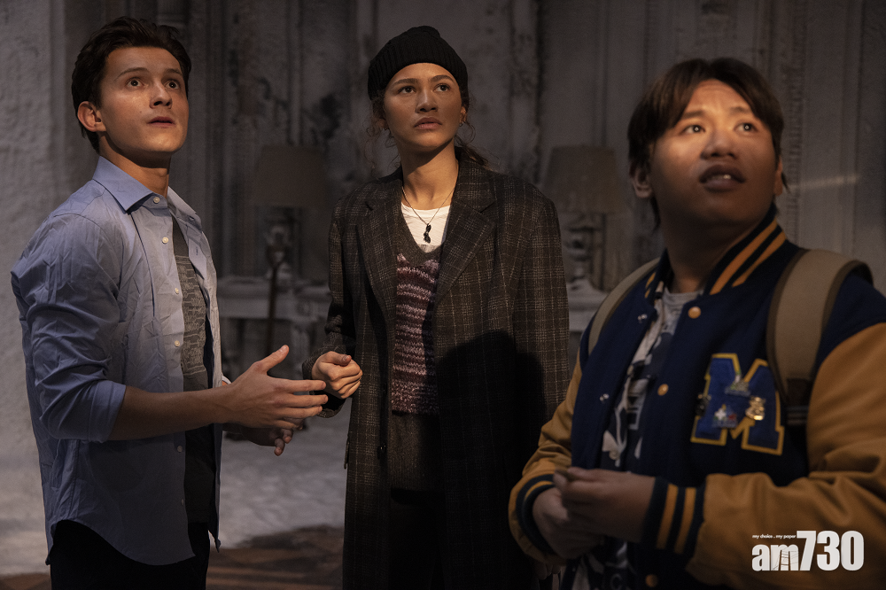 Peter Parker死黨Ned Leeds戲份倒不少,而且似在刻意暗示之後會變成反派角色Hobgoblin。