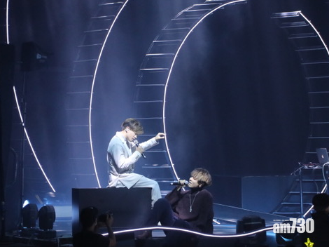 On 仔和釗峰非常溫馨。