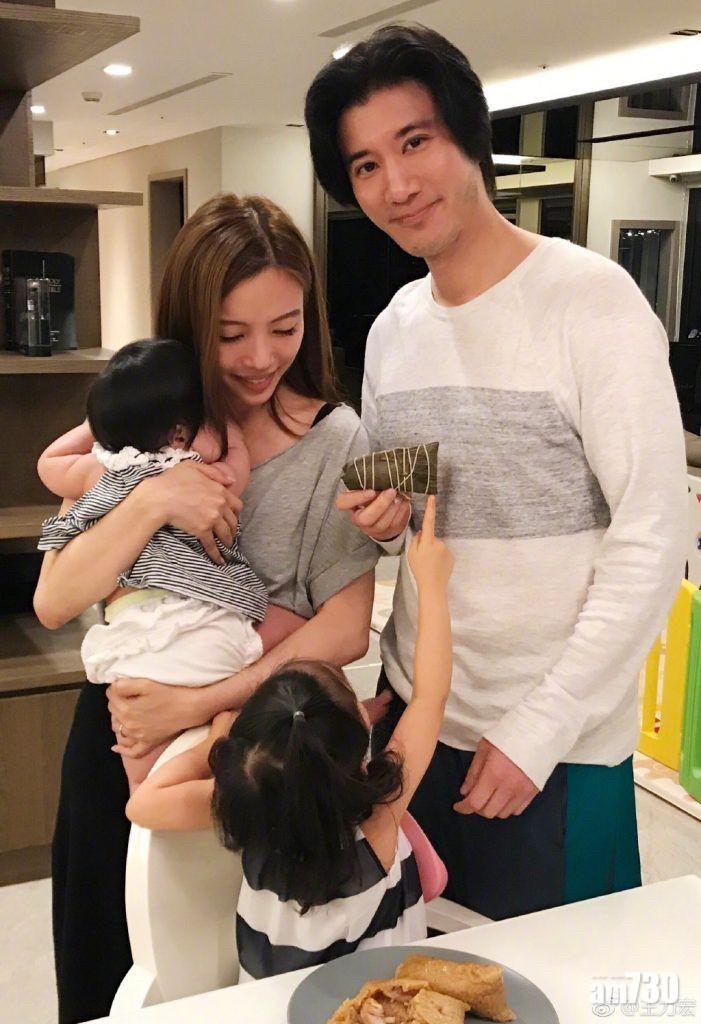 李靚蕾強調「別拿孩子對我情緒勒索」。