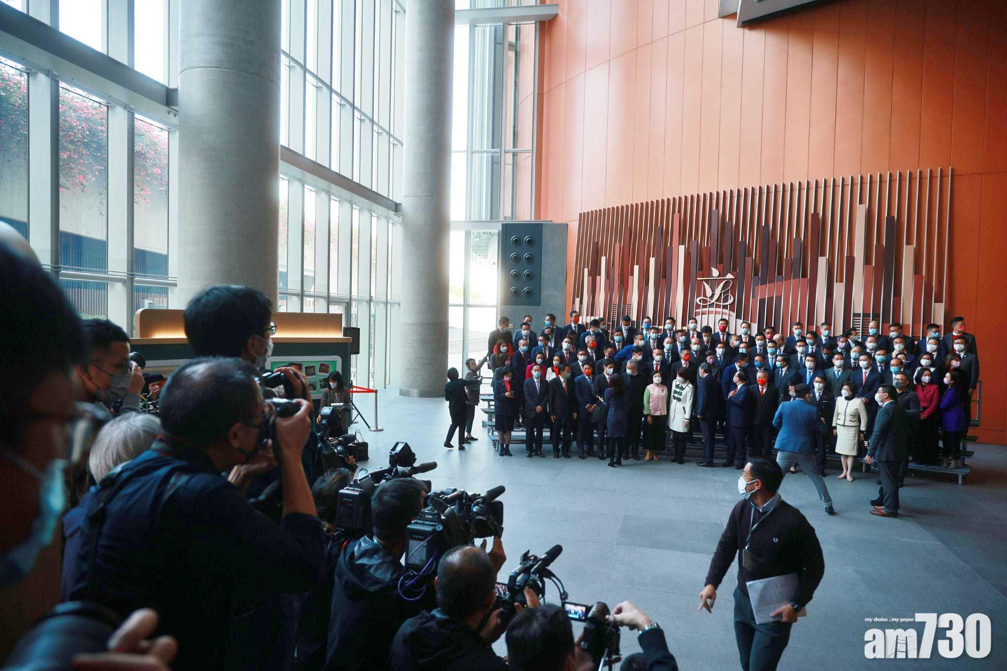 立法會候任議員今日宣誓。(莊振邦攝)