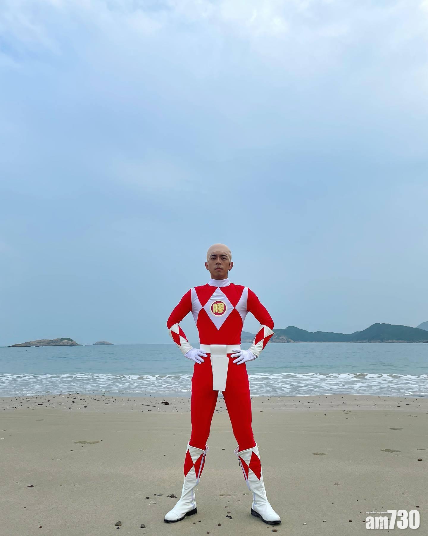 向來零偶包的Edan無懼光頭look。